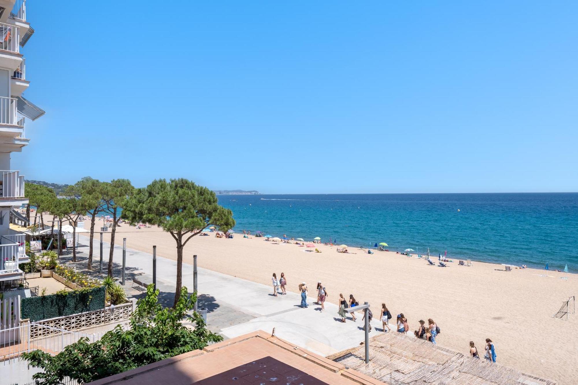 Hauzify I Apartament Cannes Platja d'Aro Exterior photo